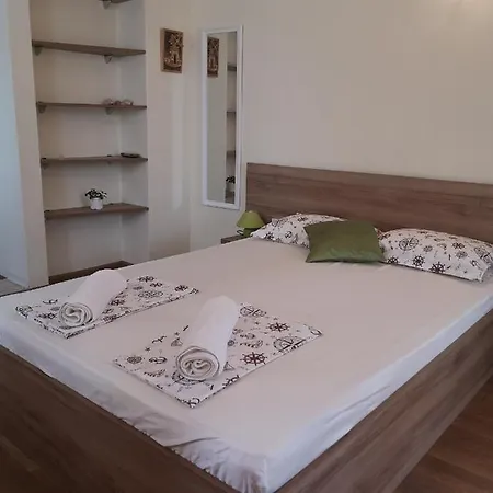 свила 4* Sozopol