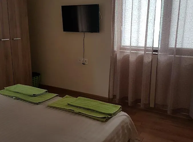 свила 3* Szozopol