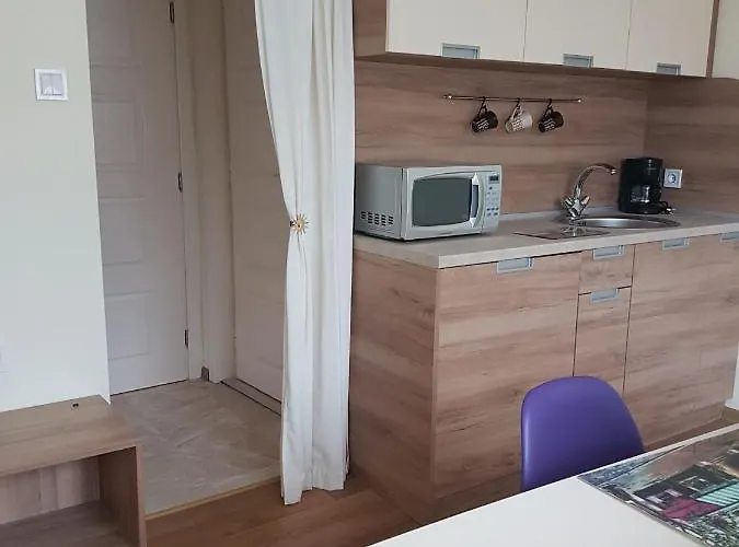 свила Vendégház