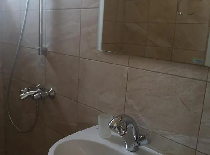 свила 3*